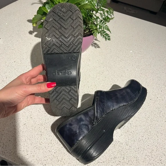 Dansko Sz 37 Clogs Non-Slip Nursing Shoes fits Women’s Sz 6.5-7 - Picture 9 of 16